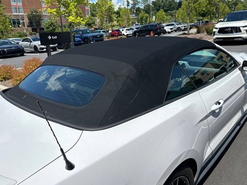 Used 2021 Ford Mustang Premium RWD image 10