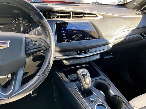 Used 2019 Cadillac XT4 Sport image 6