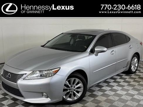 Used 2013 Lexus ES 300h w/ Luxury Pkg FWD image 1