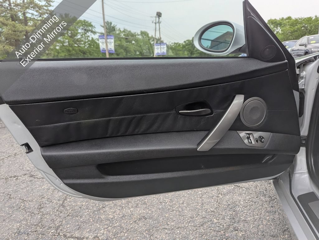 Used 2004 BMW Z4 3.0i RWD image 13