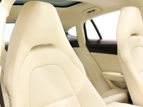Used 2022 Porsche Panamera image 93