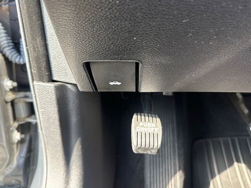 Used 2023 Dodge Charger R/T w/ Blacktop Package image 16