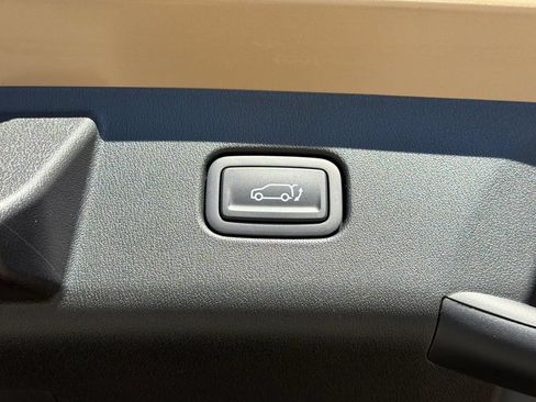 New 2027 Kia Seltos X-Line S w/ X-Line S Premium Package AWD/4WD image 7