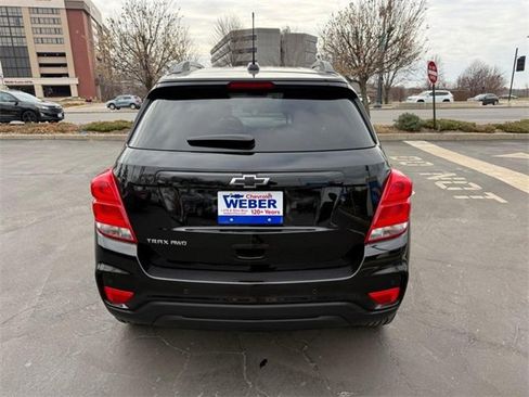 Used 2022 Chevrolet Trax LT w/ Premium Seat Package image 7