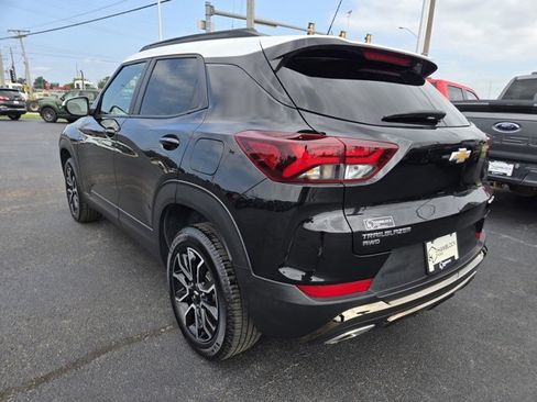Used 2022 Chevrolet TrailBlazer ACTIV AWD/4WD image 7