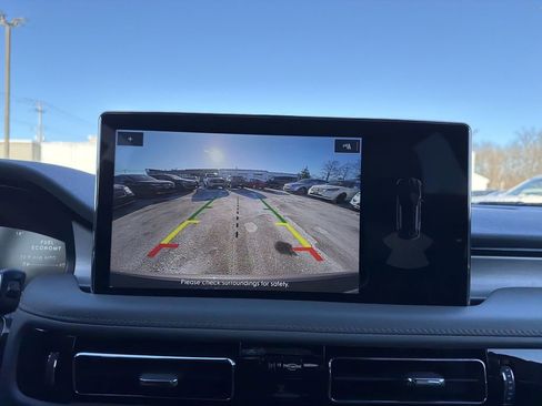 Certified 2023 Lincoln Nautilus Reserve w/ Monochromatic Package image 25