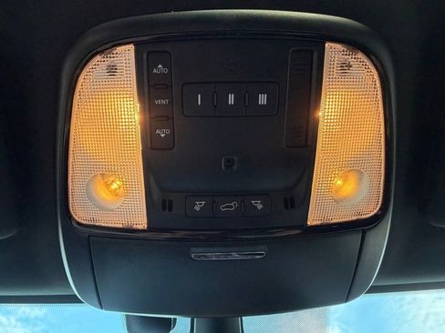 Used 2024 Dodge Durango GT image 30