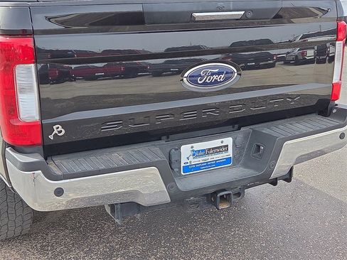 Used 2019 Ford F250 Lariat w/ Lariat Value Package image 19