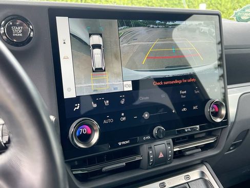 Certified 2025 Lexus GX 550 w/ Accessory Package (31) AWD/4WD image 16