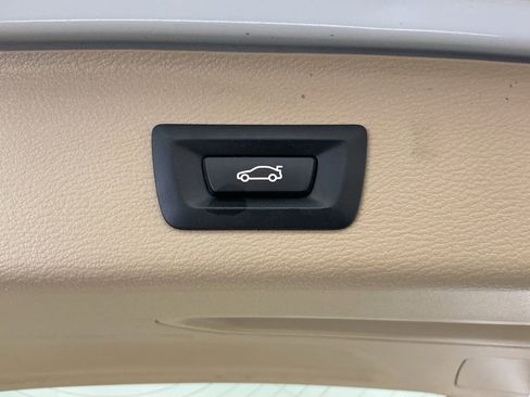 Used 2017 BMW X3 xDrive28i image 32