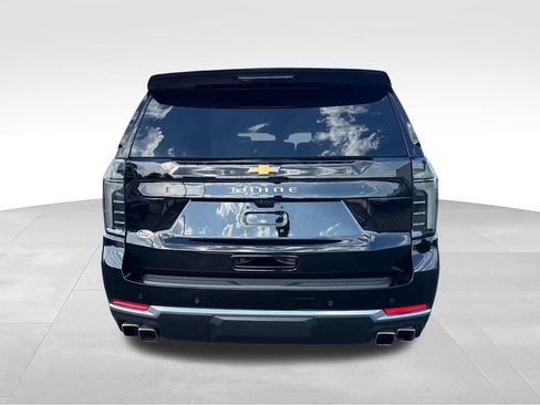 Used 2025 Chevrolet Tahoe High Country AWD/4WD image 4