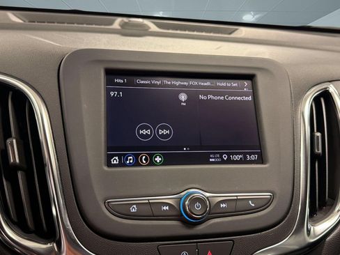 Used 2023 Chevrolet Equinox LT FWD image 27
