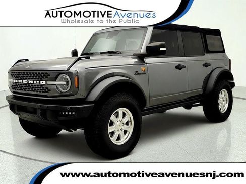 Used 2022 Ford Bronco Badlands AWD/4WD image 1