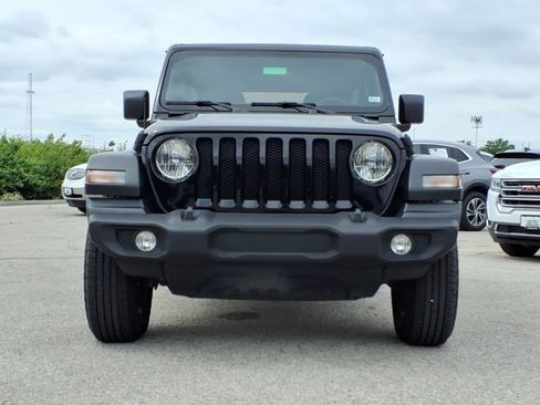 Used 2022 Jeep Wrangler Unlimited Sport AWD/4WD image 32