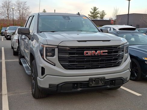 Used 2024 GMC Sierra 1500 Pro w/ Graphite Edition image 2