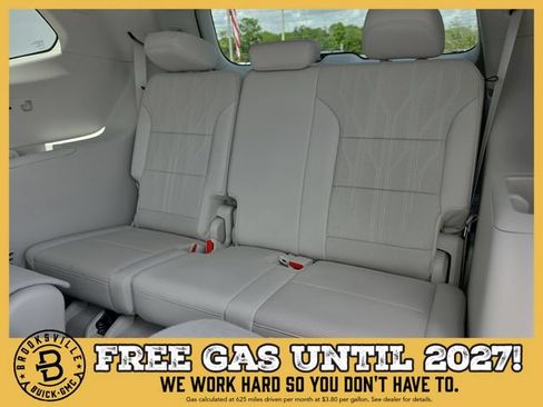 New 2027 Buick Enclave Avenir w/ LPO, Floor Liner Package FWD image 16