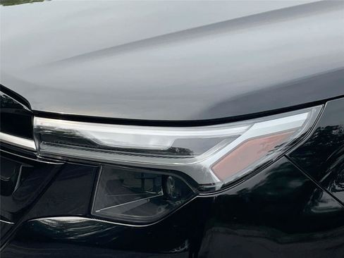 Certified 2025 Subaru Forester Touring AWD/4WD image 9