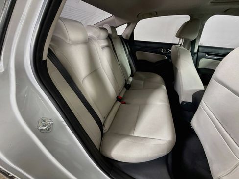 Certified 2022 Honda Civic EX image 34