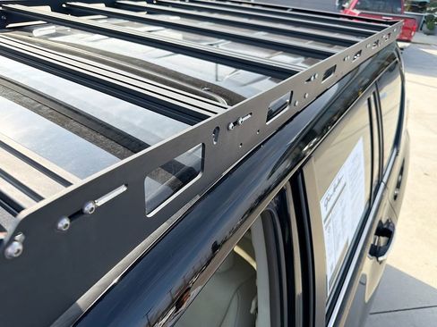 Used 2019 Lexus GX 460 image 37