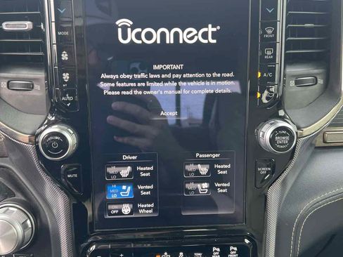 Used 2019 RAM 1500 Limited AWD/4WD image 10