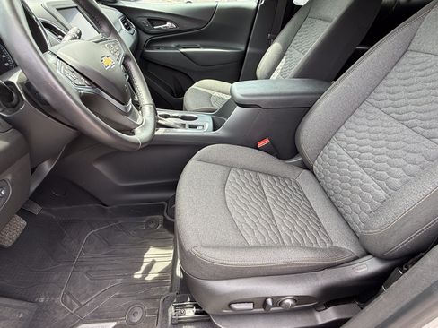 Used 2021 Chevrolet Equinox LT AWD/4WD image 22