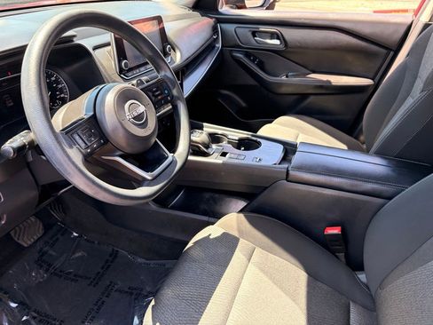 Certified 2024 Nissan Rogue SV FWD image 14