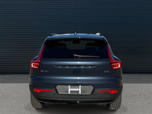 New 2026 Volvo XC40 B5 Ultra w/ Climate Package image 6