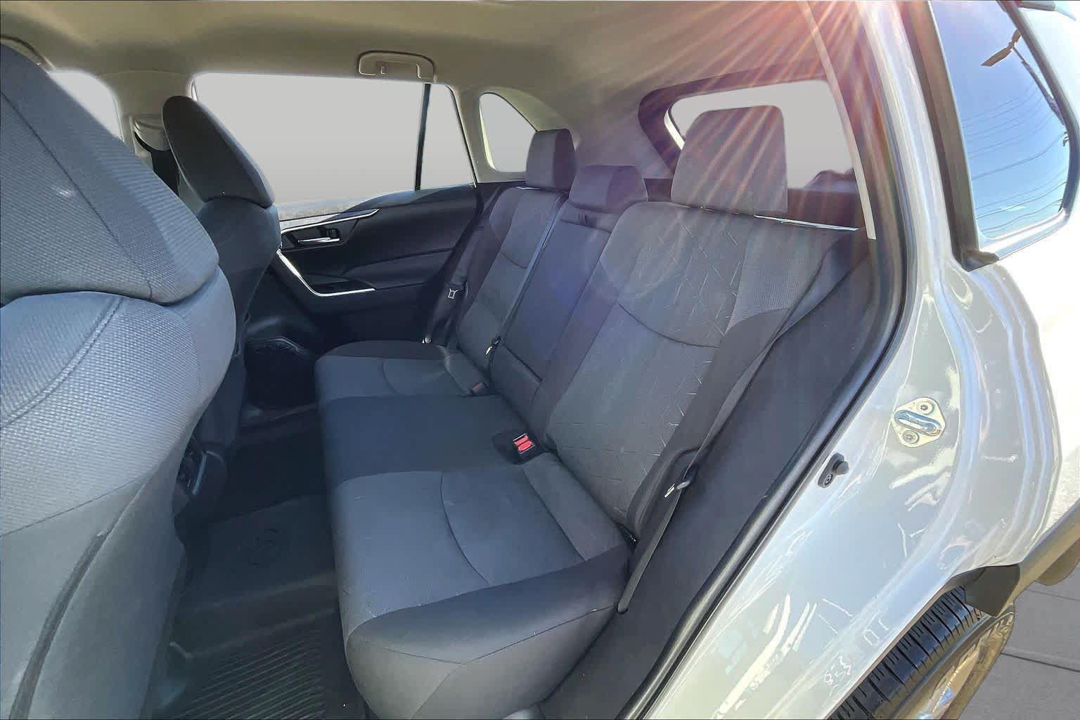 Certified 2022 Toyota RAV4 XLE AWD/4WD image 20