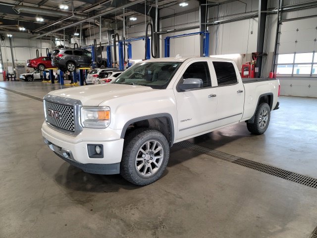 Used 2015 GMC Sierra 1500 Denali AWD/4WD image 3