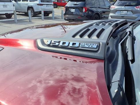 Used 2019 RAM 1500 Laramie w/ Sport Appearance Package AWD/4WD image 23