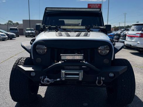 Used 2011 Jeep Wrangler Sport AWD/4WD image 2
