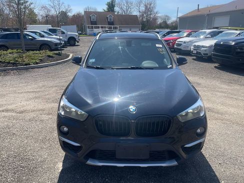 Used 2018 BMW X1 xDrive28i w/ Convenience Package AWD/4WD image 3