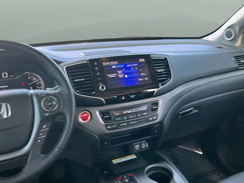Used 2023 Honda Ridgeline RTL-E image 11