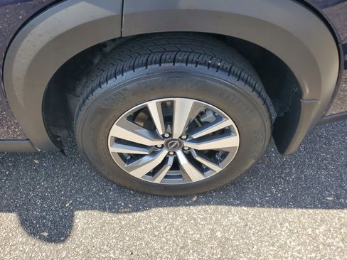 Used 2024 Nissan Pathfinder SL image 6