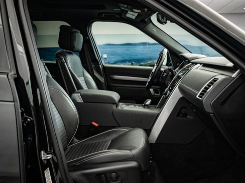 Used 2023 Land Rover Discovery S R-Dynamic image 26