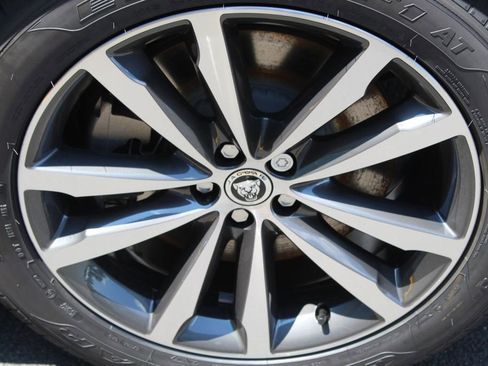 New 2026 Jaguar F-PACE R-Dynamic S AWD/4WD image 8
