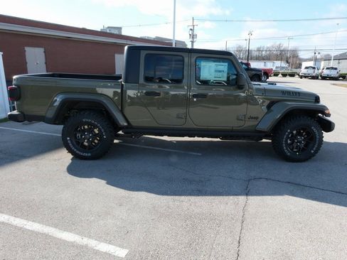 New 2026 Jeep Gladiator Willys image 2