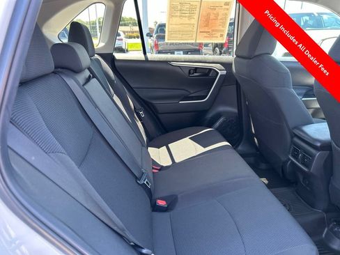 Used 2023 Toyota RAV4 LE AWD/4WD image 20
