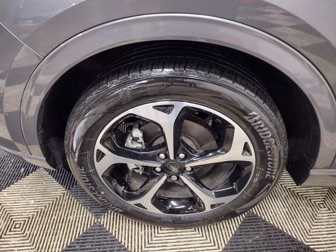 Used 2023 Ford Escape ST-Line Select w/ Tech Pack #2 image 6