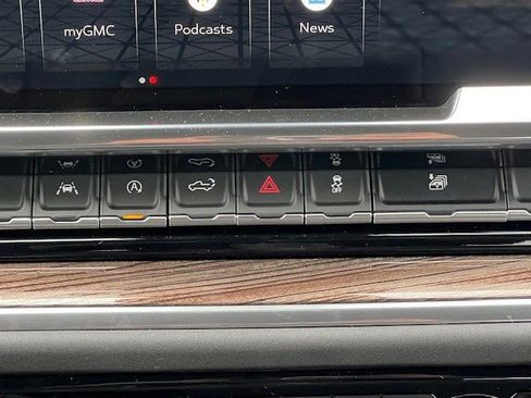 New 2026 GMC Sierra 1500 Elevation AWD/4WD image 23