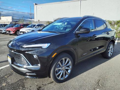 Certified 2024 Buick Encore GX Avenir w/ Avenir Convenience Package image 3