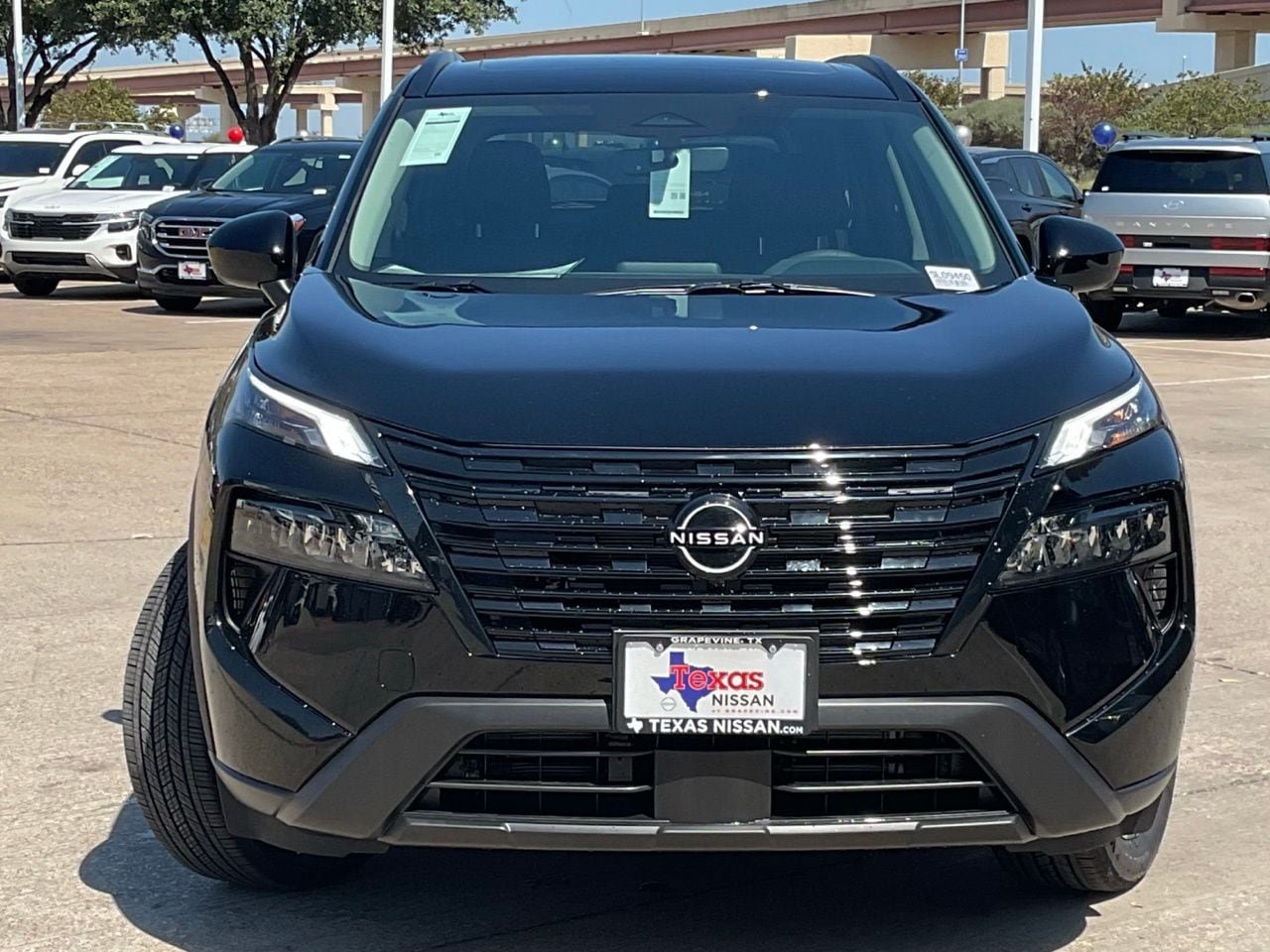 New 2026 Nissan Rogue Dark Armor FWD image 2