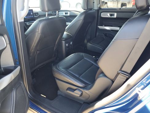 Used 2021 Ford Explorer Limited image 14