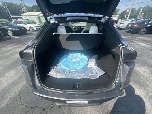 Used 2026 Tesla Model Y 2WD image 23