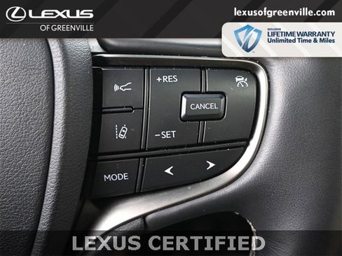 Used 2021 Lexus LS 500 500 Base w/ Accessory Package (Z1) image 17
