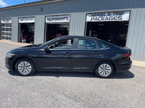 Used 2019 Volkswagen Jetta S w/ Driver Assistance Package FWD image 4