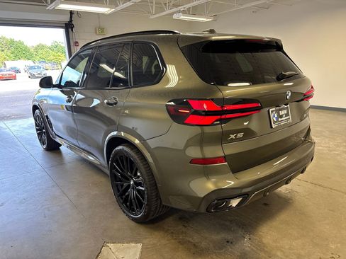 New 2026 BMW X5 sDrive40i image 3