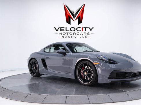 Used 2024 Porsche 718 Cayman GTS RWD image 4