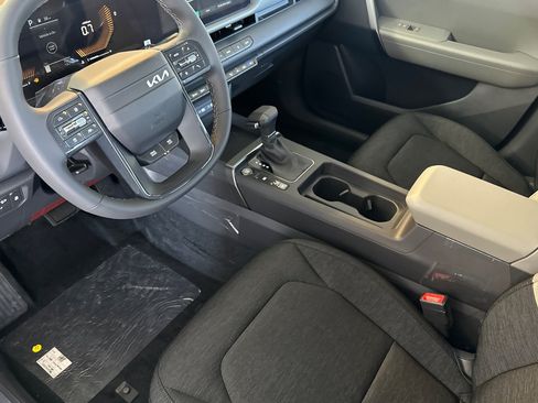 New 2027 Kia Seltos LX AWD/4WD image 11