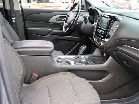 Used 2018 Chevrolet Traverse LT w/ LPO, Cargo Package image 15